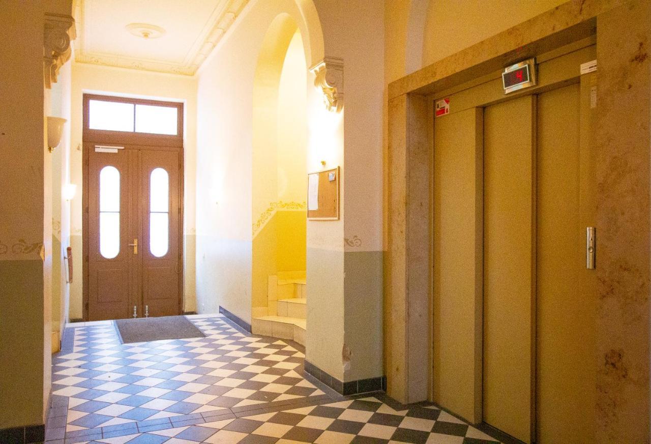 Appartement Charming Domicile Leipzig City Center Extérieur photo